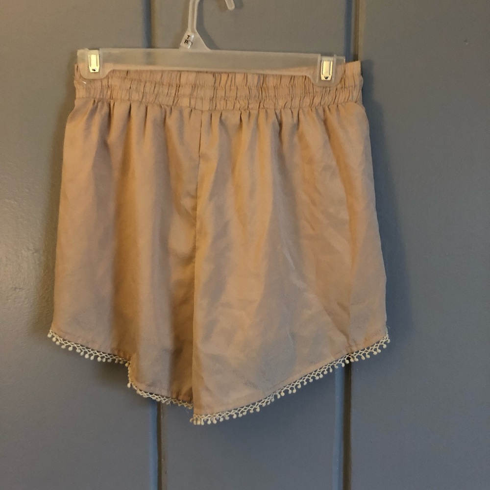 🌼LISTICLE SHORTS🌼 - Picture 2 of 5